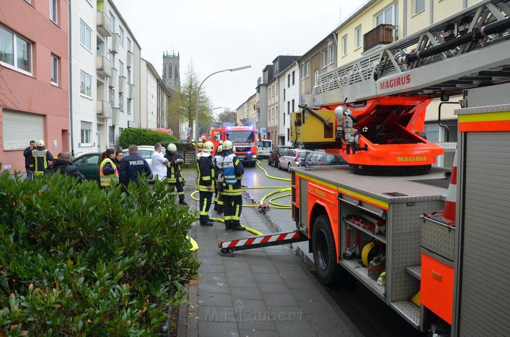Feuer2Y Koeln Muelheim Windmuehlenstr P147.JPG
